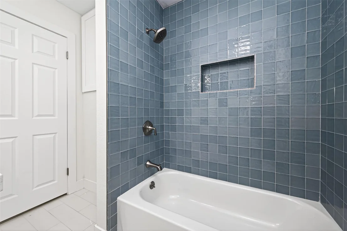 Photo of 4012 Theiss Road