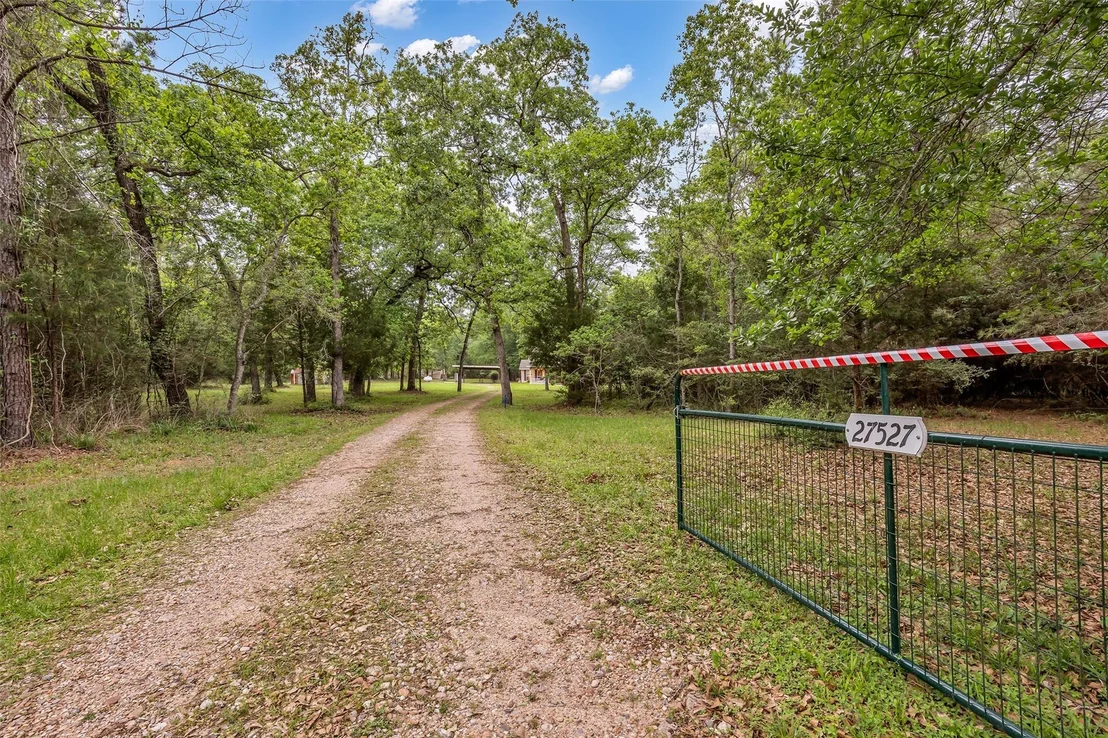 Photo of 27527 Tepee Trail