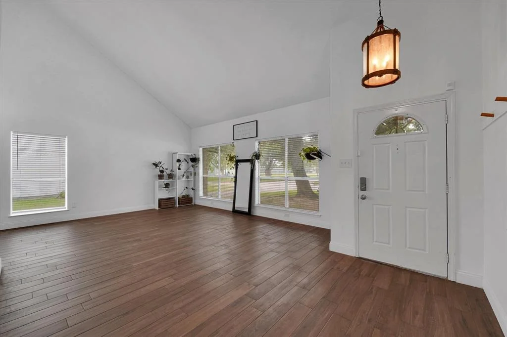 Photo of 307 Woodcombe Drive