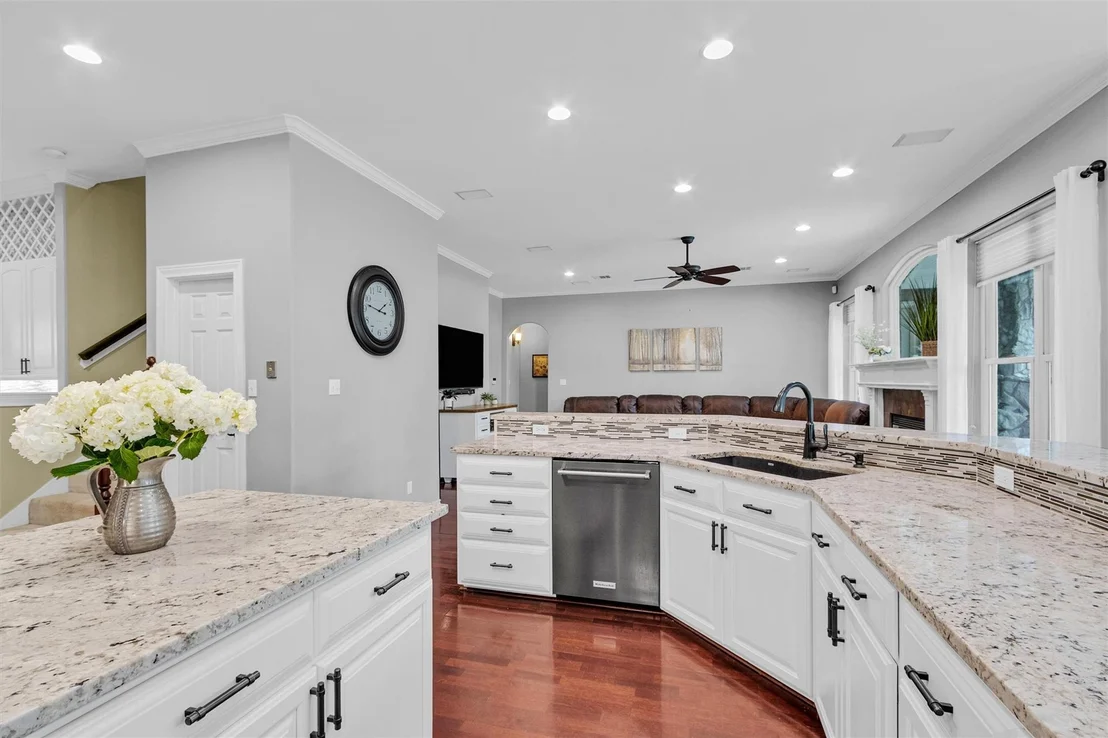 Photo of 9726 Crestwater Circle