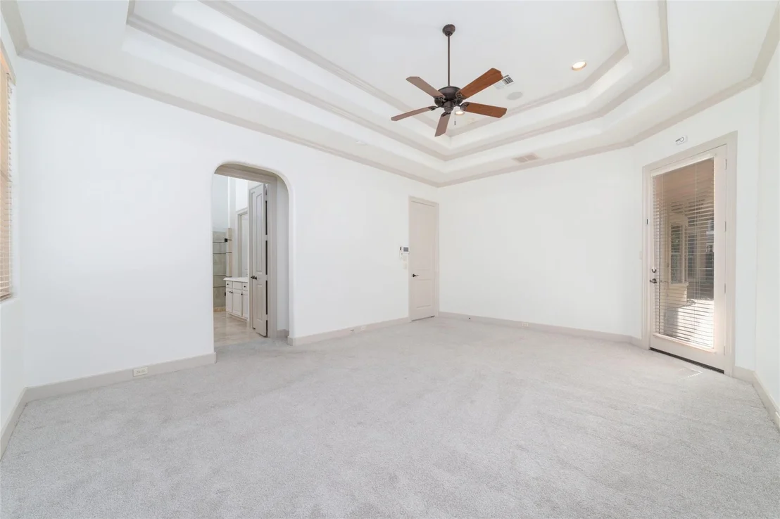 Photo of 2822 Stuart Manor