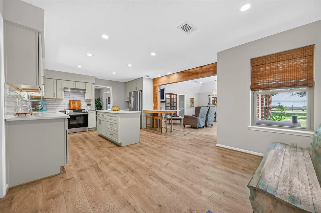 Photo of 18903 Grosbeak Lane