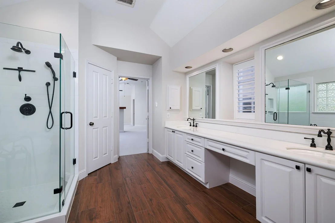 Photo of 18 Doeskin Place