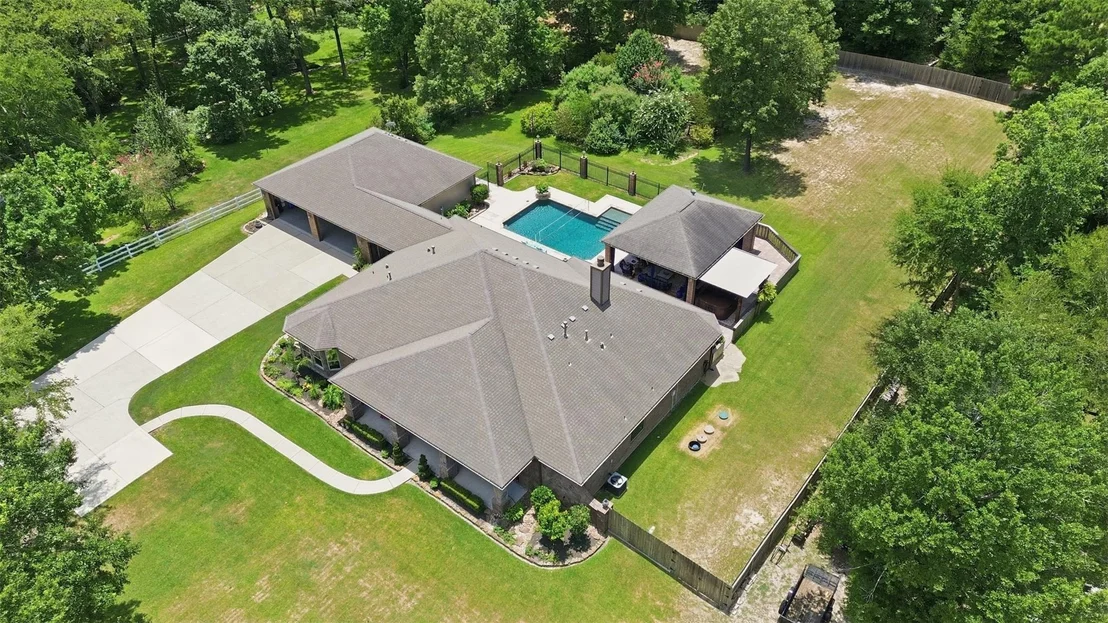 Photo of 151 Lyndsey Drive