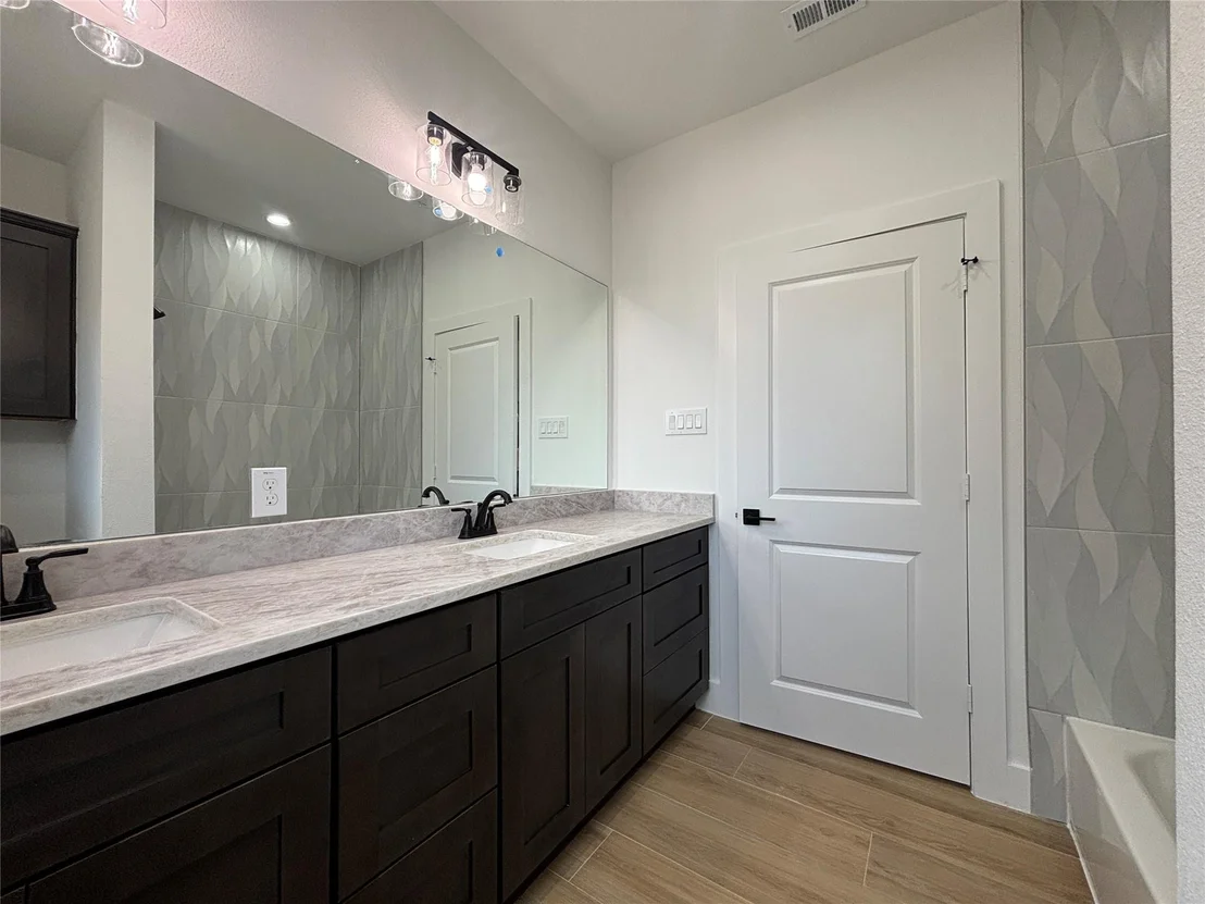 Photo of 45 Center Tree Drive