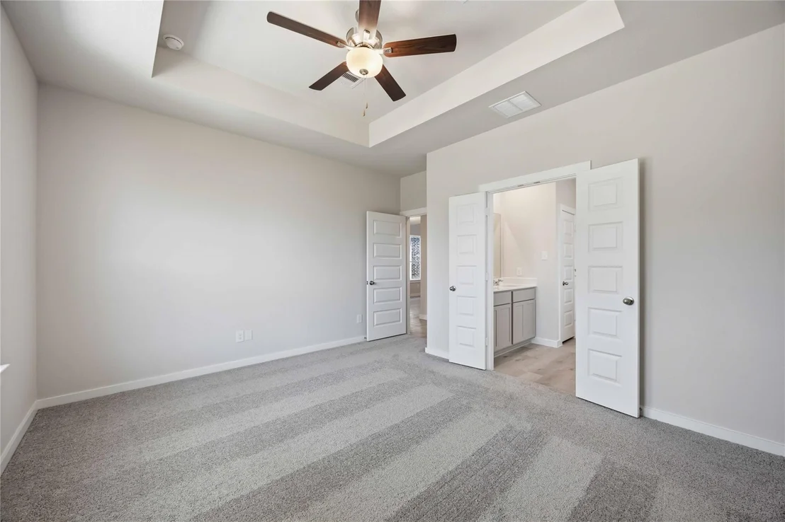 Photo of 1060 Lilly Lane