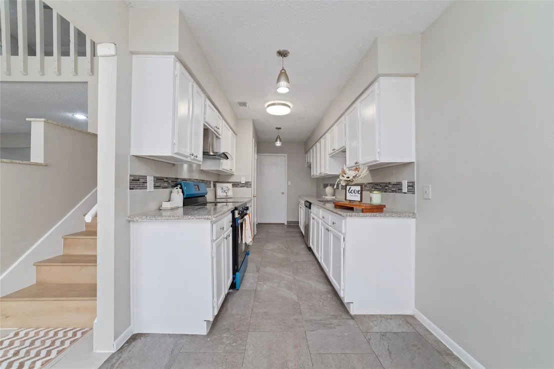 Photo of 6322 Lynkat Lane