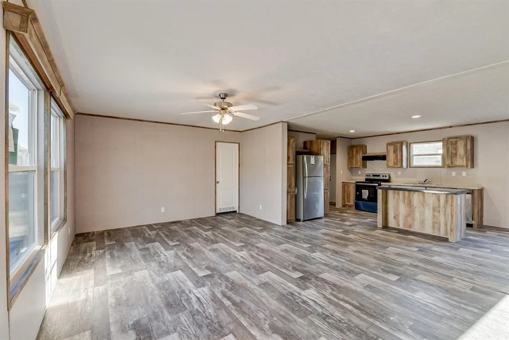Photo of 421 County Road 4010