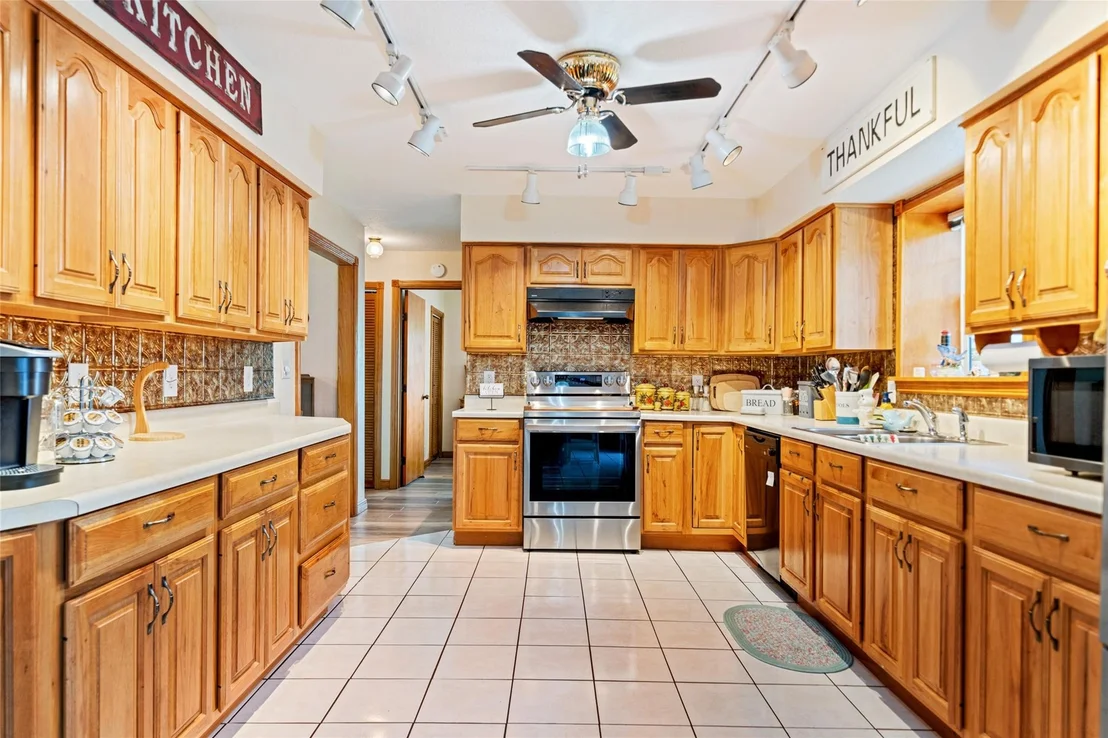 Photo of 2175 Sixth Street
