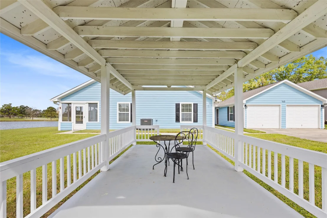 Photo of 140 Meadowview Drive