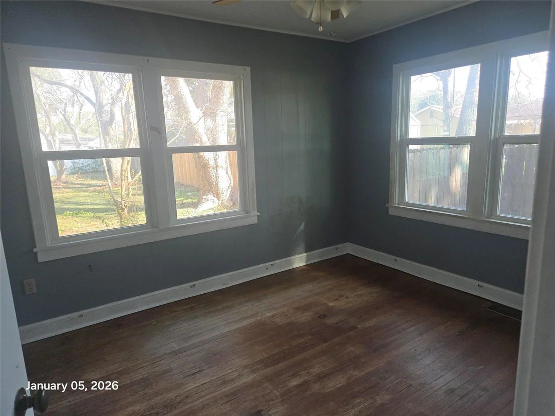 Photo of 515 Breezy Lane