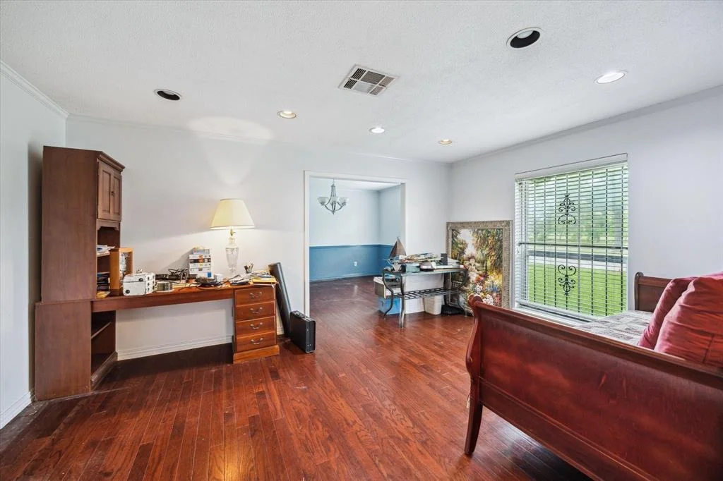 Photo of 2415 W T C Jester Boulevard