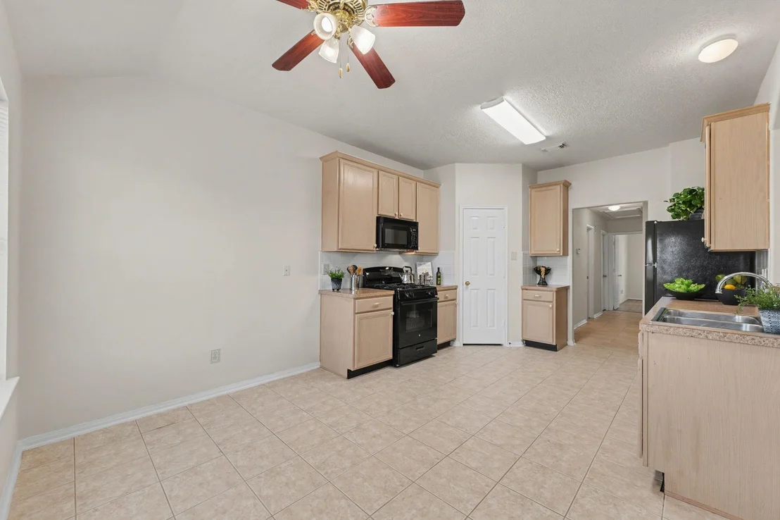 Photo of 20519 Spring Bluff Lane