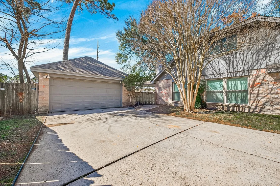 Photo of 15411 Lago Villa Drive