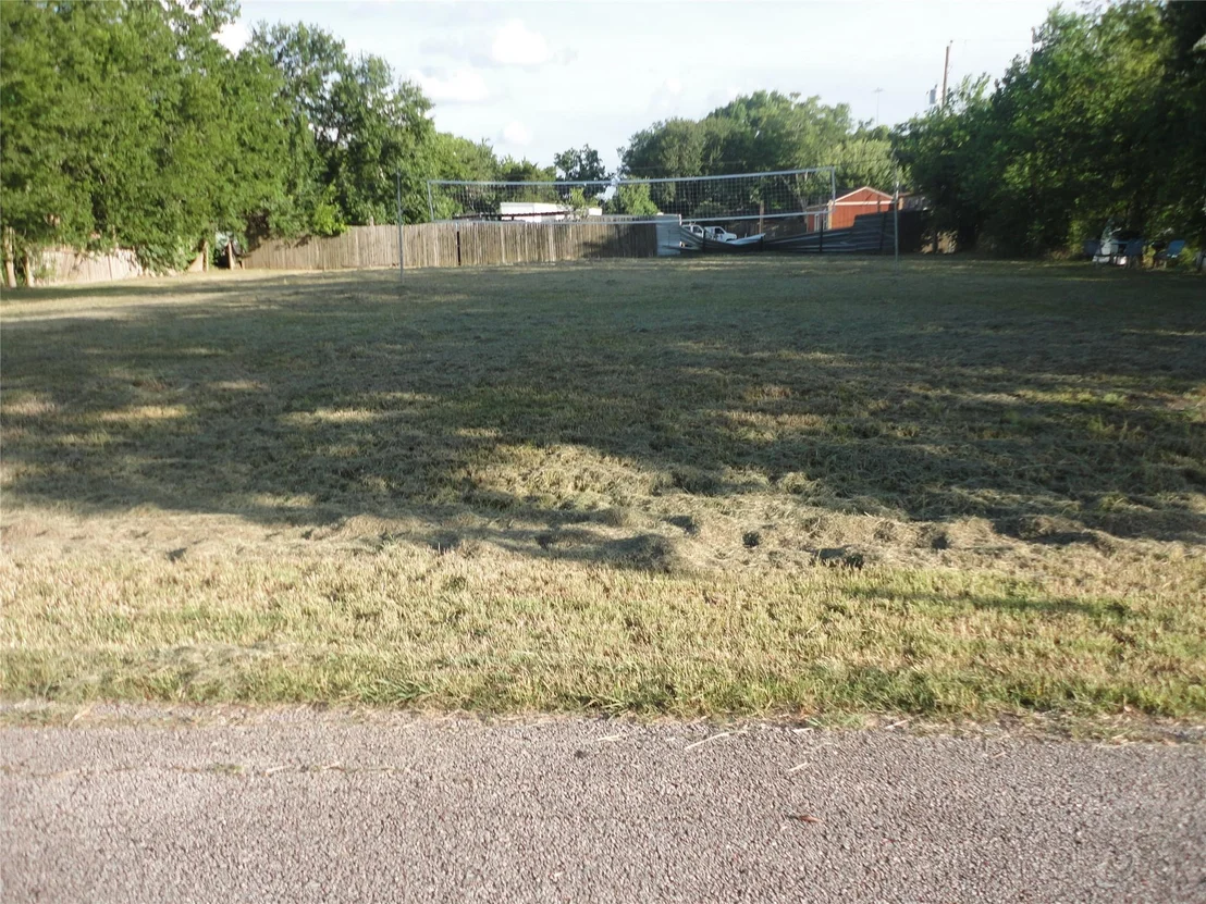 Photo of 6521 Whitton Drive