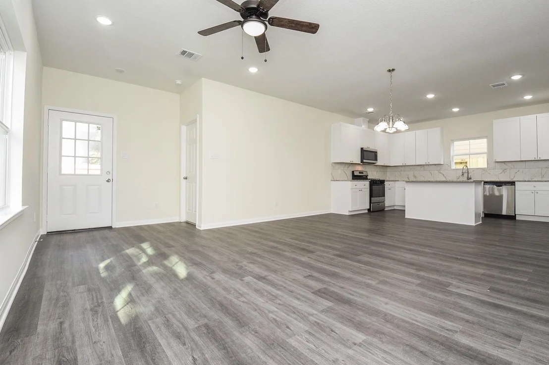 Photo of 2811 Topiary Lane