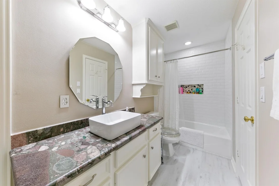 Photo of 13915 Springmint Drive