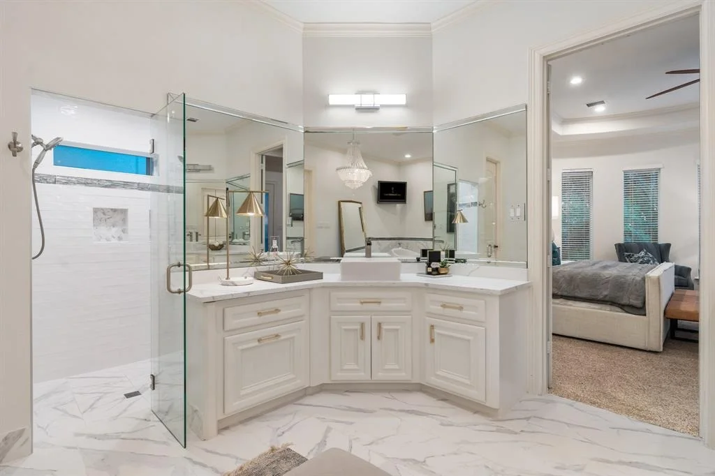 Photo of 337 W Pines Drive