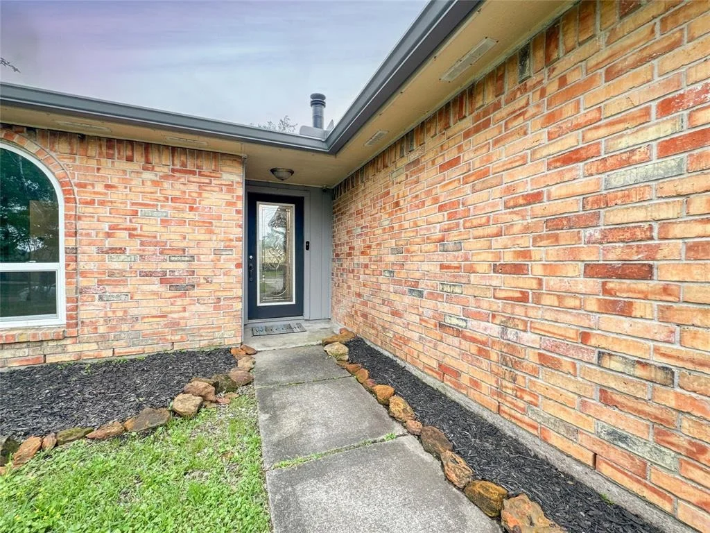 Photo of 9738 Rustic Gate Road