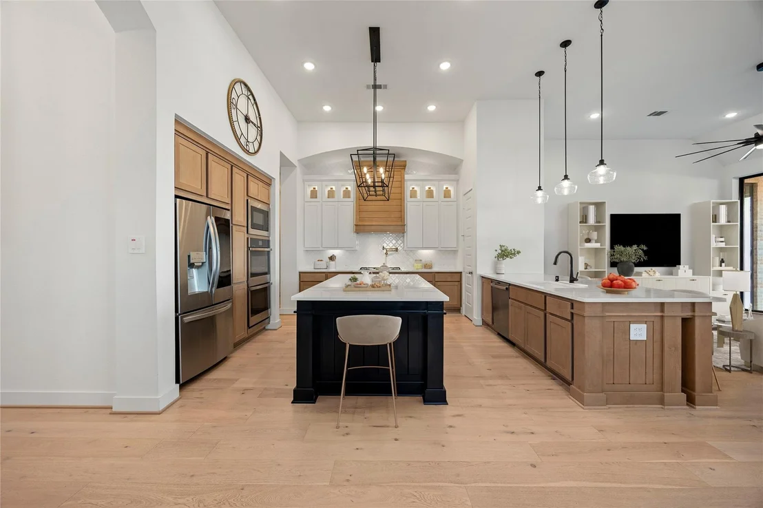 Photo of 31306 Crescent Hill Drive