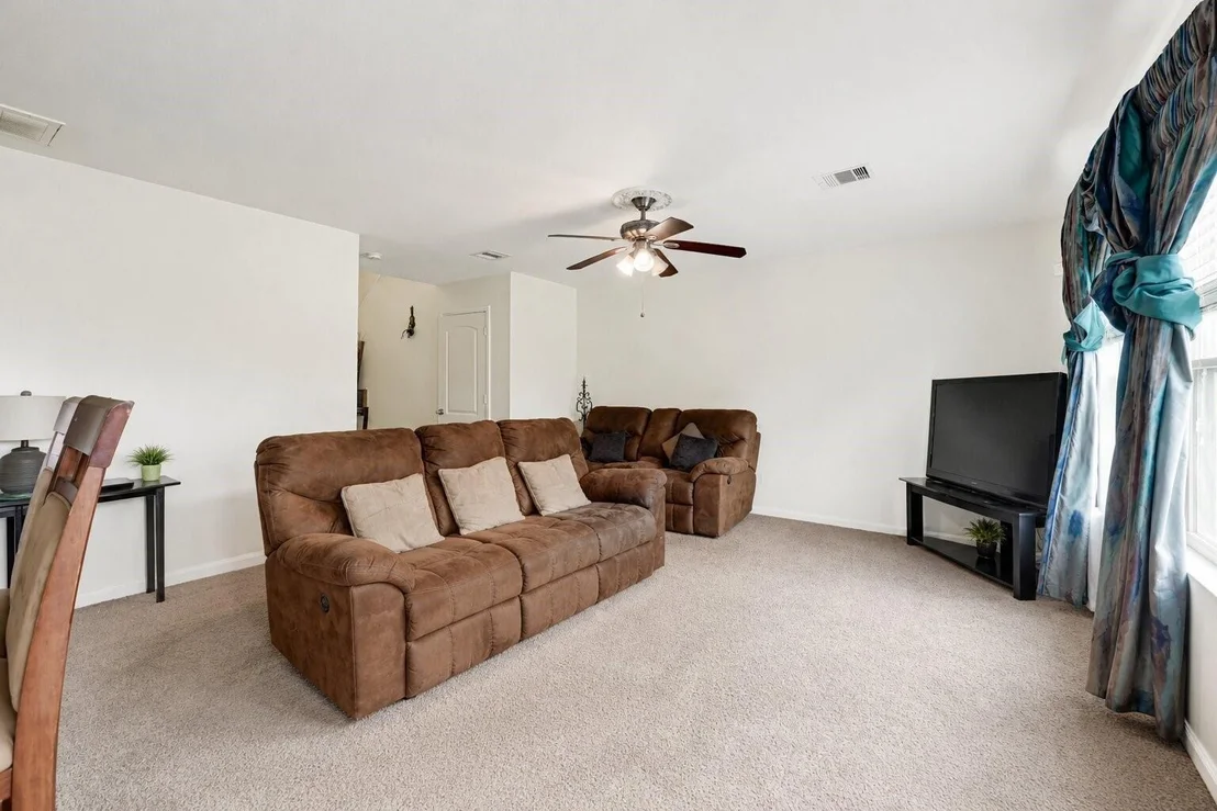 Photo of 106 Mojave Lane