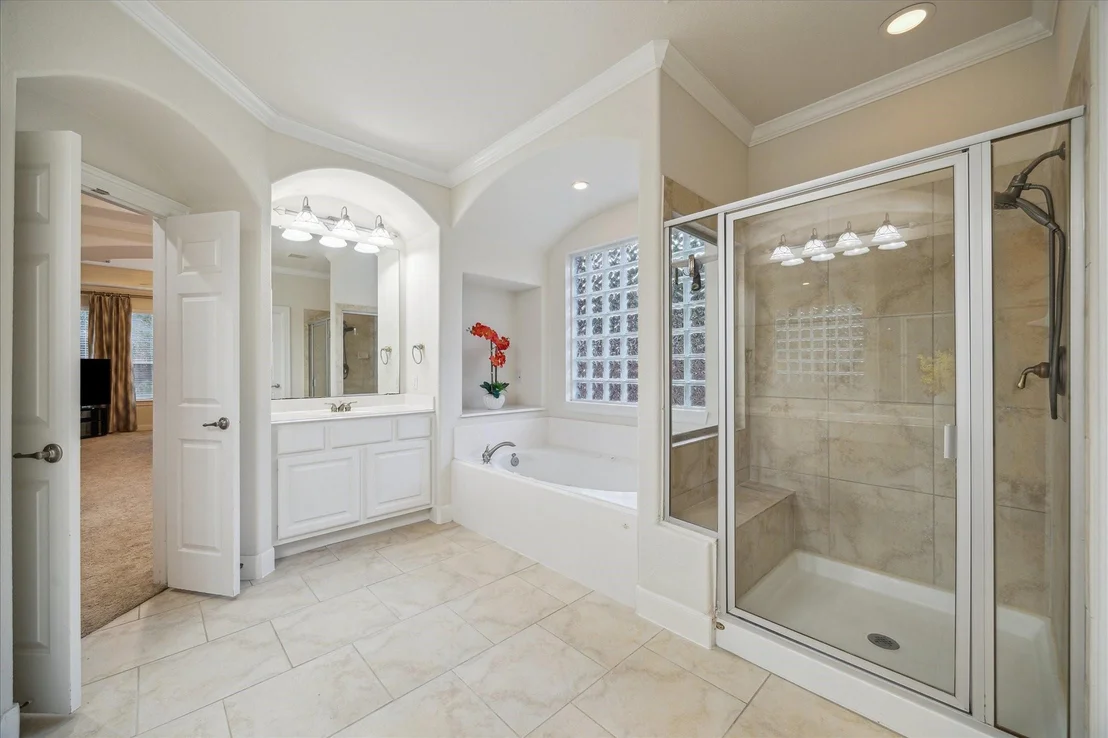 Photo of 18063 Crescent Royale Way