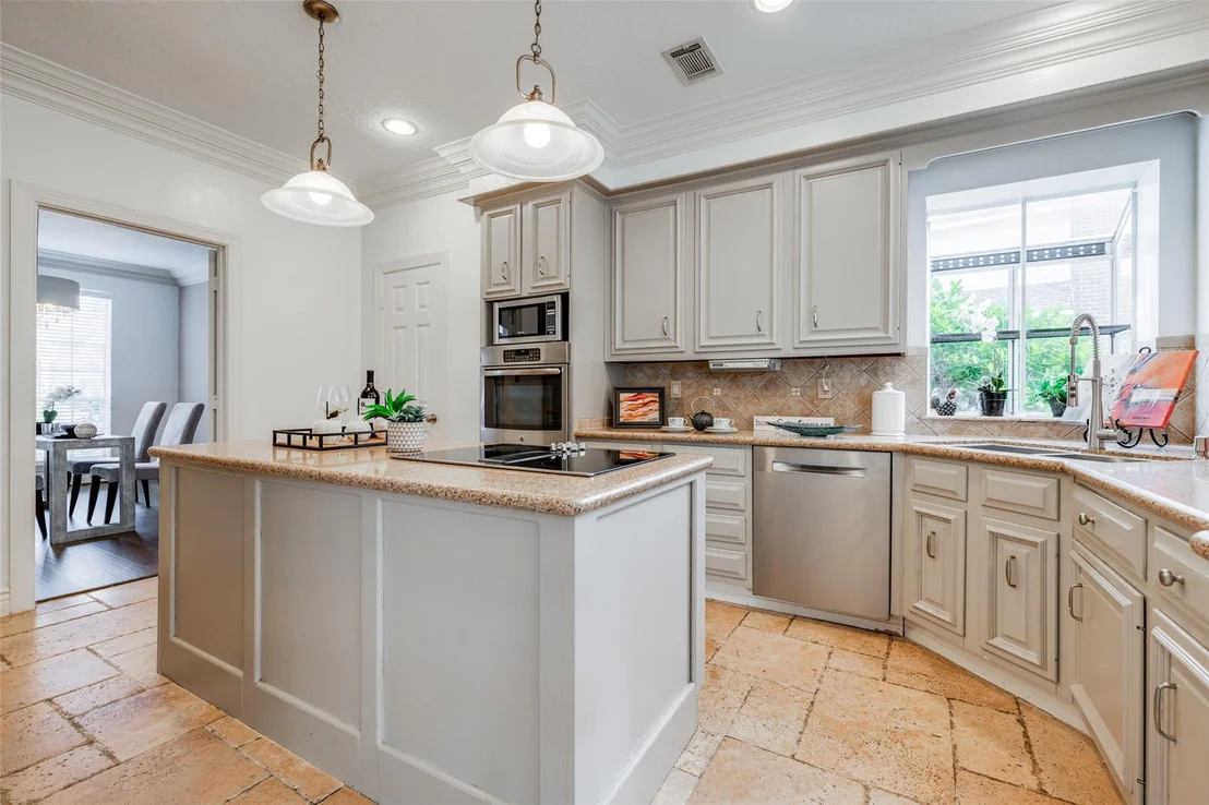 Photo of 5534 Honor Drive