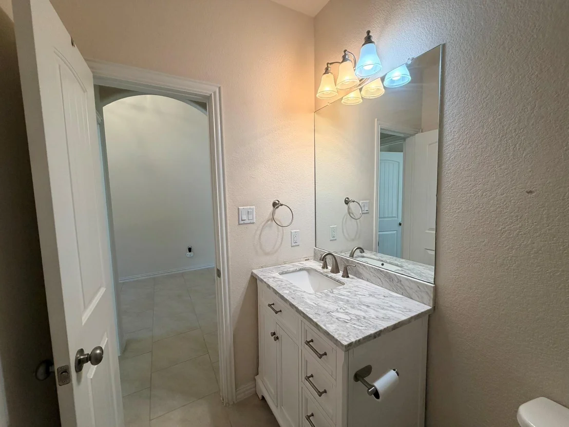 Photo of 920 Arvada Drive