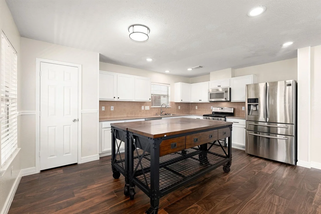 Photo of 18311 Rexine Lane