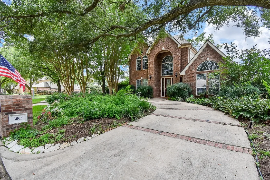 Photo of 3003 Bernadette Lane