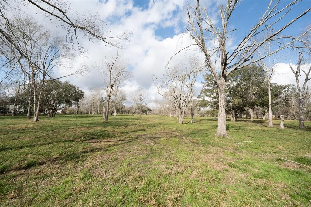 Photo of 17810 Oak Meadow Road