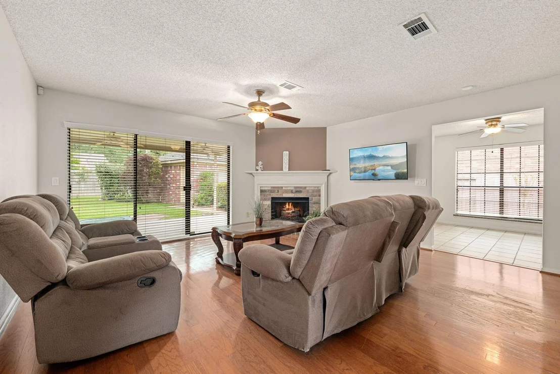 Photo of 23010 Lanham Drive