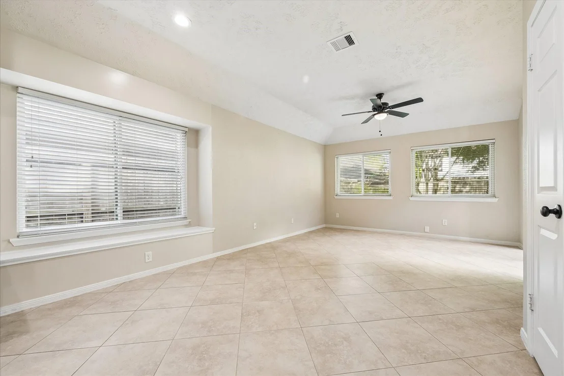 Photo of 723 Lochnell Drive