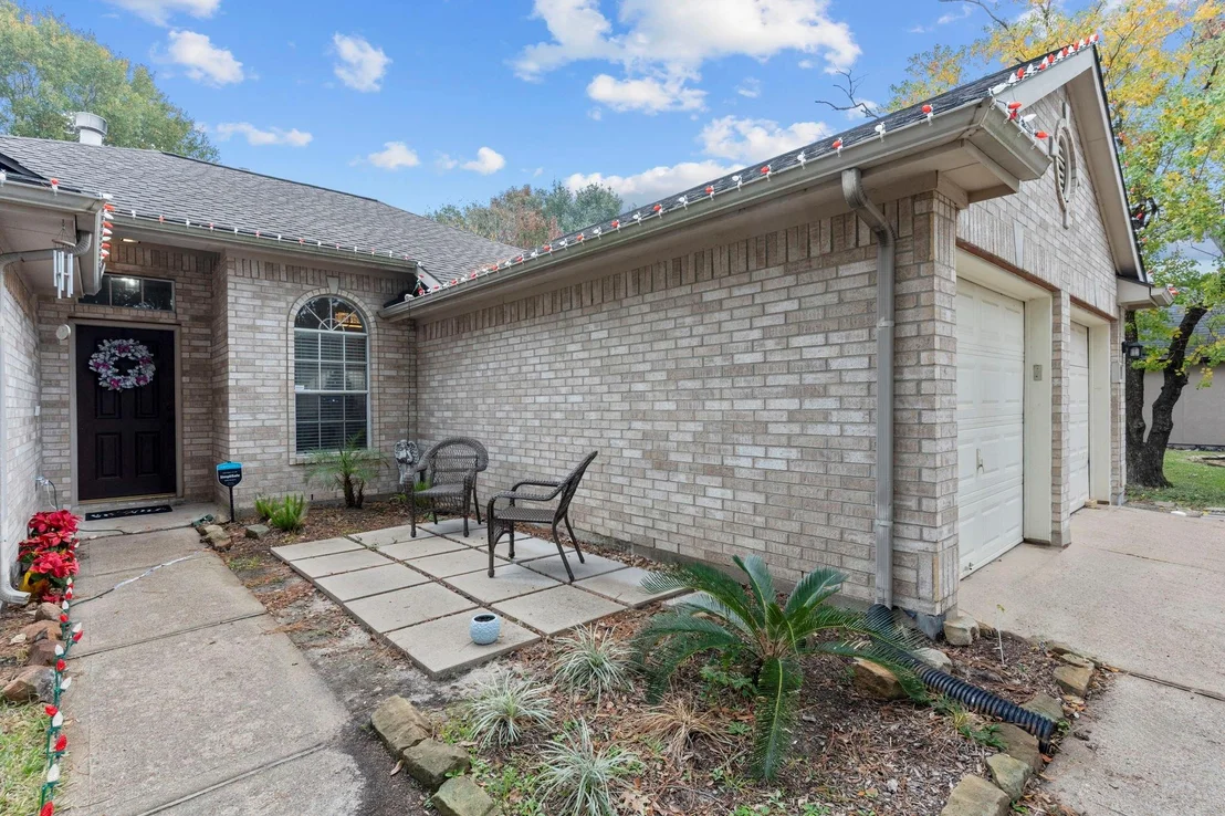 Photo of 17238 Stonebridge Trail