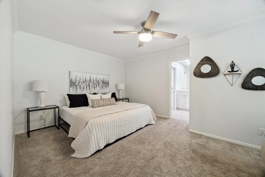 Photo of 2523 Moss Hill Drive