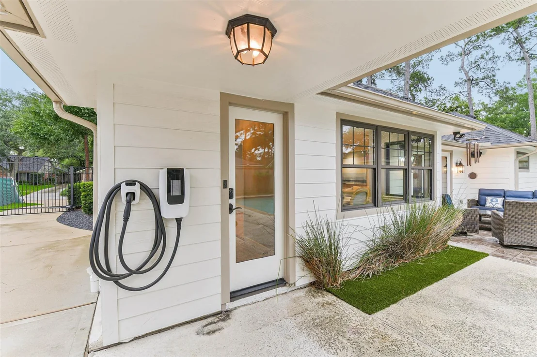 Photo of 10015 Lynbrook Drive