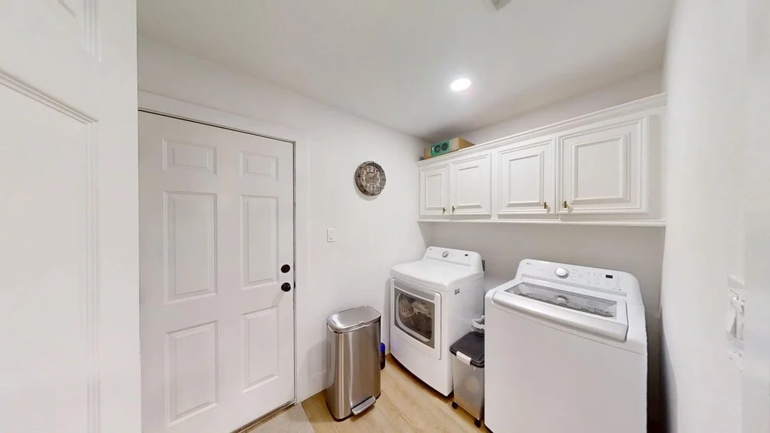 Photo of 13934 Dolphin Drive