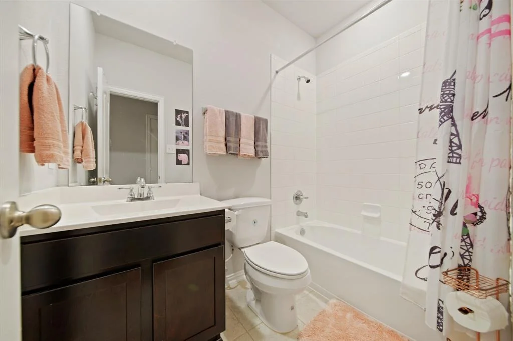 Photo of 16 Montecito Lane