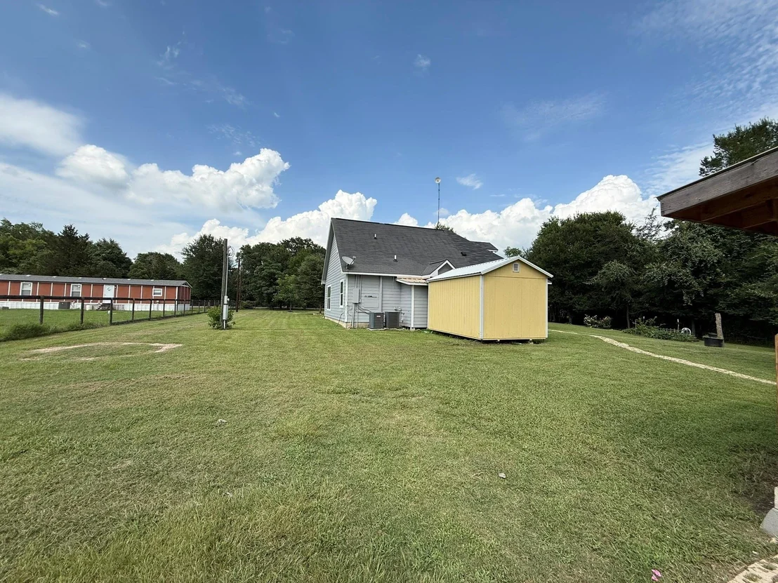Photo of 8380 Shady Lane