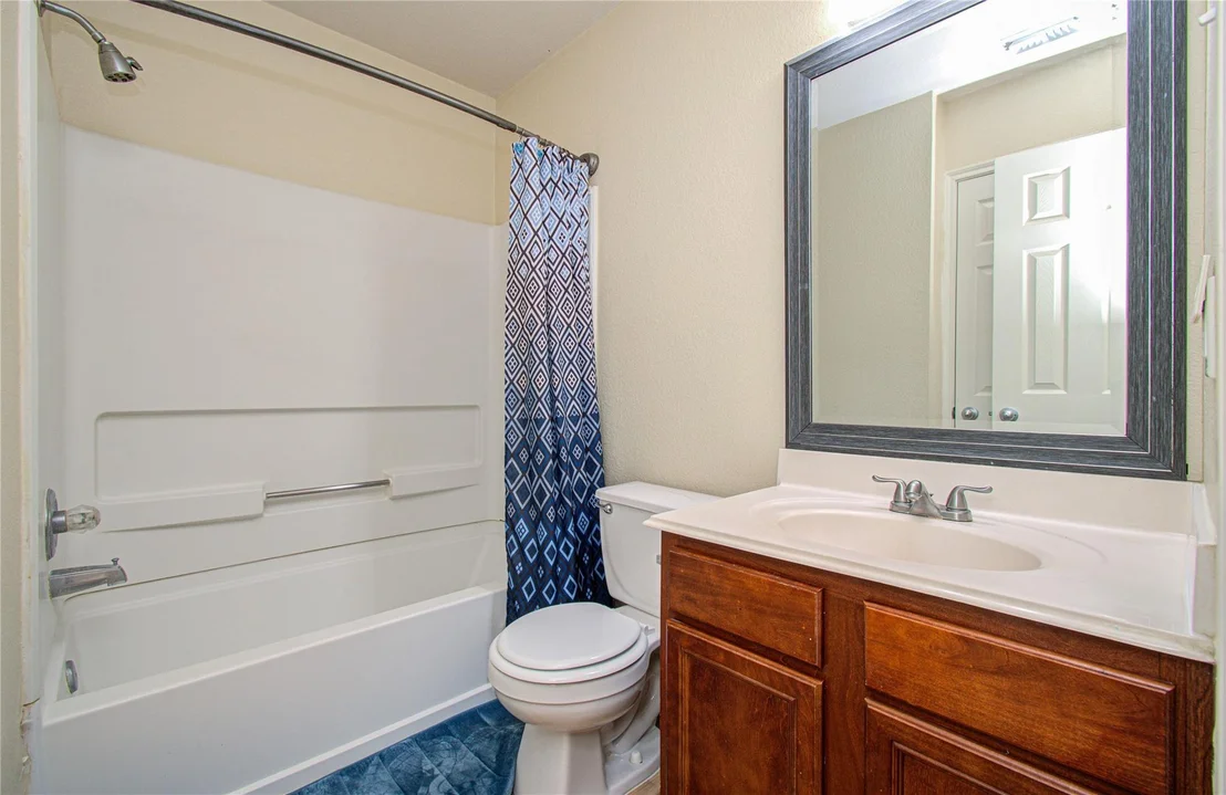 Photo of 16319 Kendons Way Lane