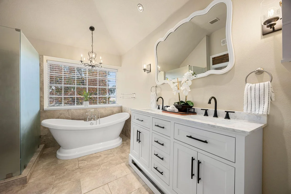 Photo of 22611 Bucktrout Lane