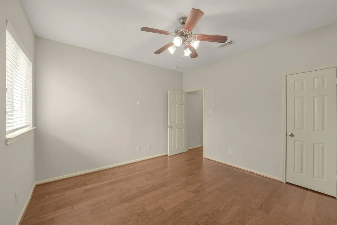 Photo of 25811 Sundrop Meadows Lane