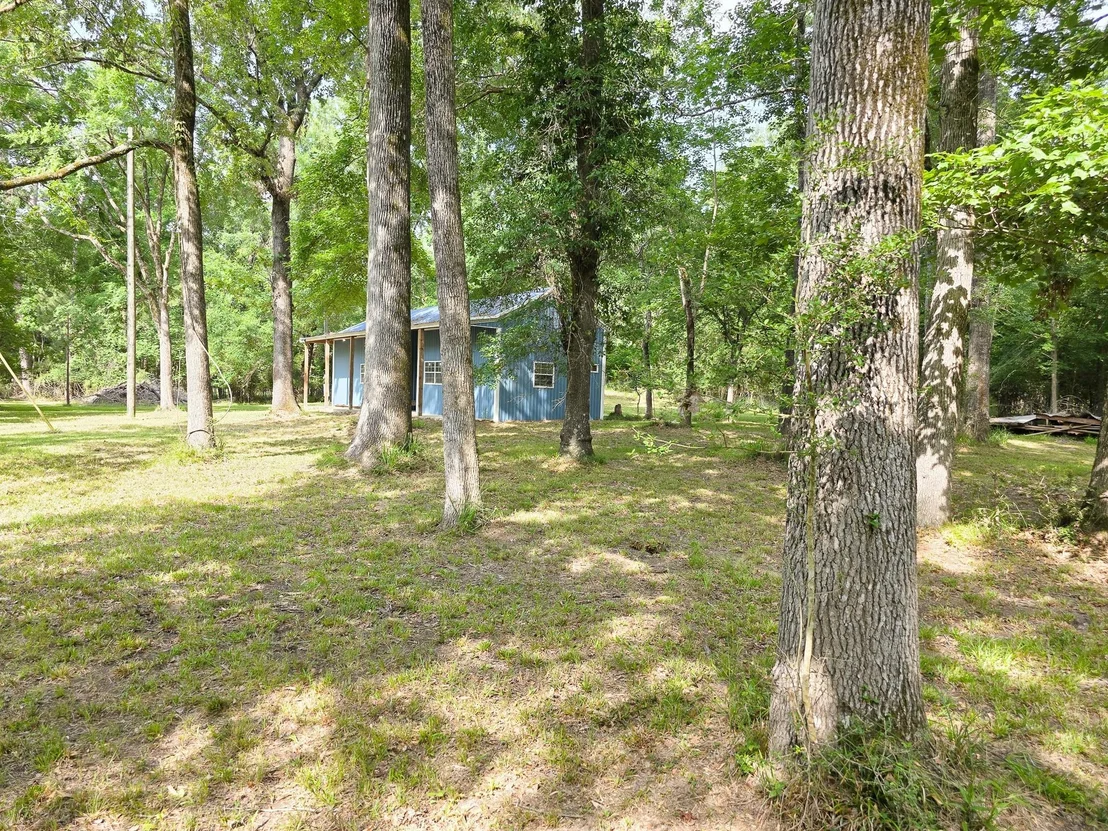 Photo of 437 E Lumbermans Road