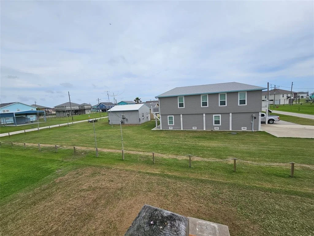 Photo of 970 Olive Drive