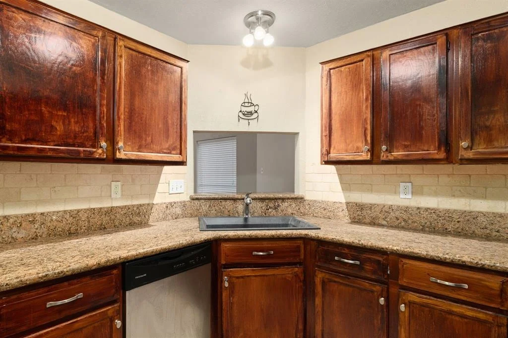 Photo of 2351 Loyanne Drive