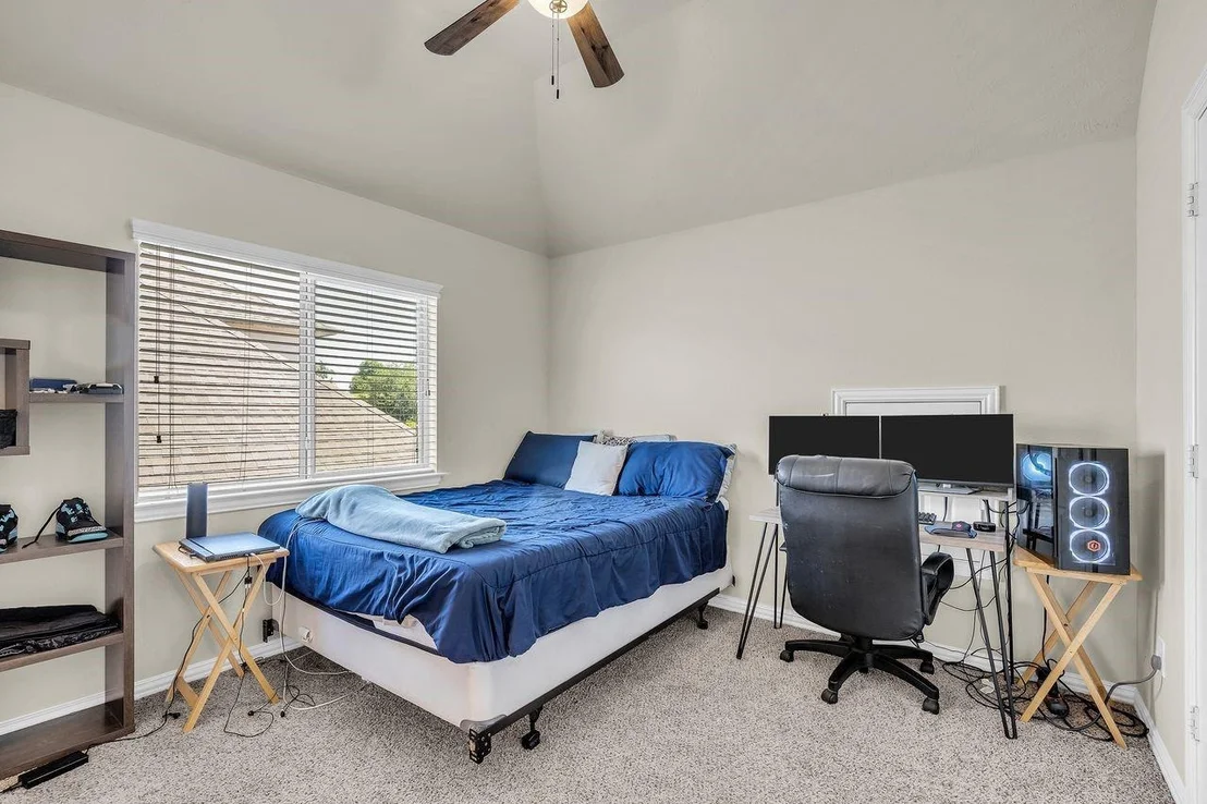 Photo of 13859 Shoreline Drive