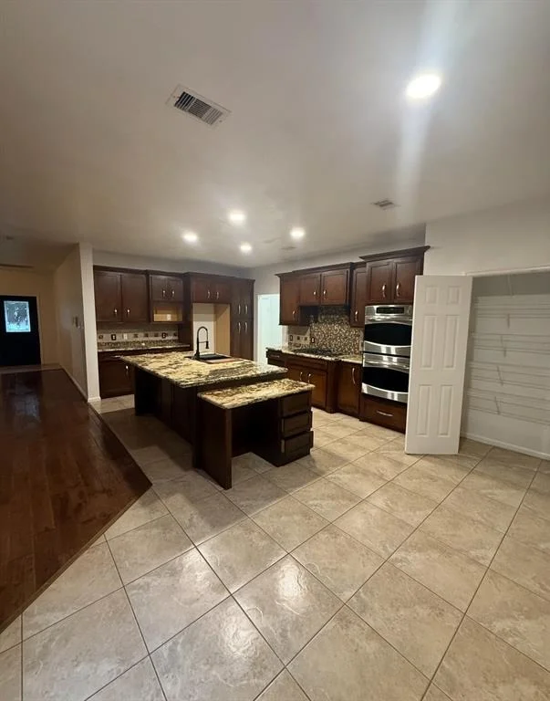 Photo of 4108 Summer Ln