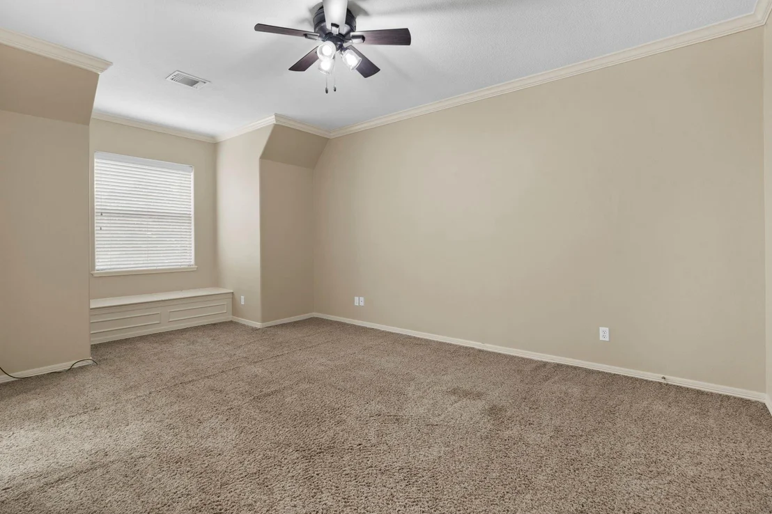Photo of 8214 Forest Gate Drive