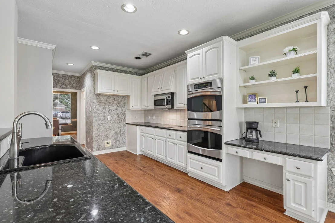 Photo of 4115 Cedar Bend Drive
