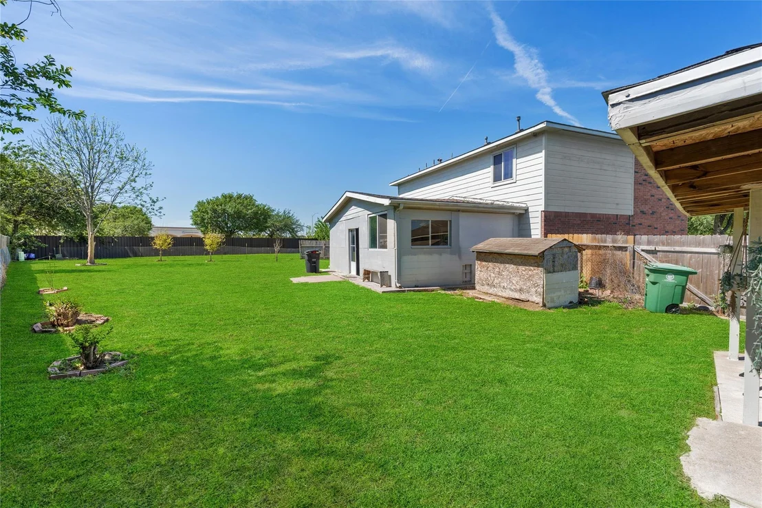 Photo of 5603 Turner Oaks